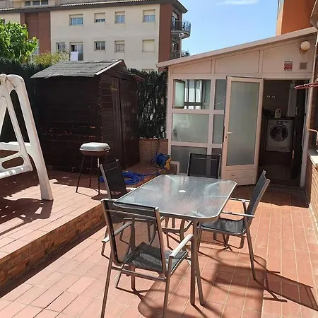 Apartamento Con Gran Terraza Cerca De La Playa. Appartement